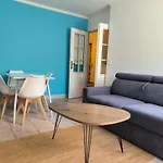 Acces Direct A La Avec Terrasse Jardin