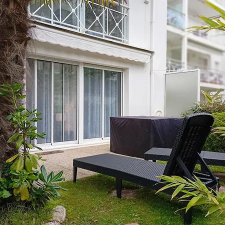 Apartment Proche Pied Dans L'eau Avec Terrasse Jardin Vue Sur Le Bassin Depuis La Terrasse