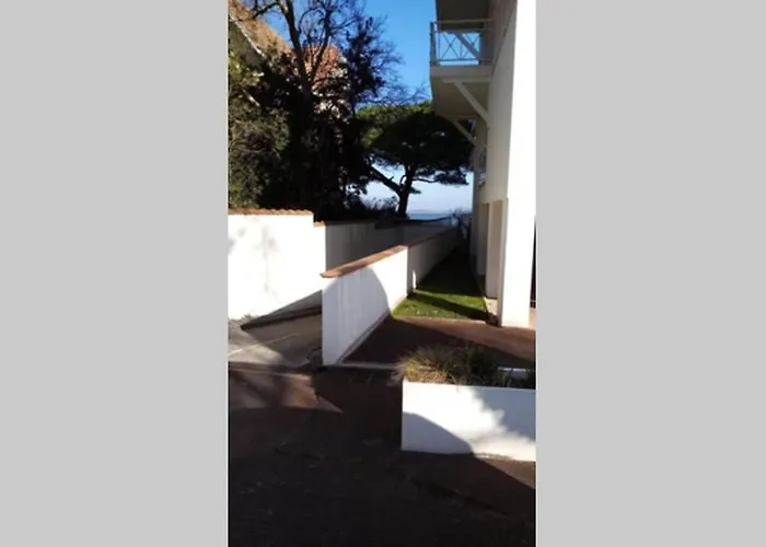 Acces Direct A La Avec Terrasse Jardin Apartmán *