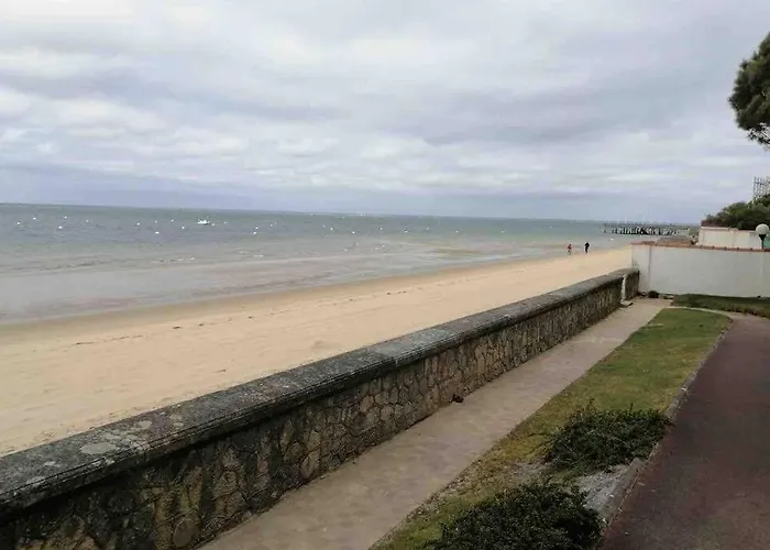 Apartmán Acces Direct A La Avec Terrasse Jardin Arcachon
